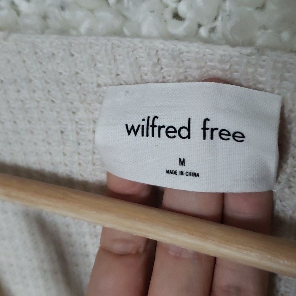Aritzia women's Wolter heather birch 100% merino pullover sweater medium new - Picture 4 of 11